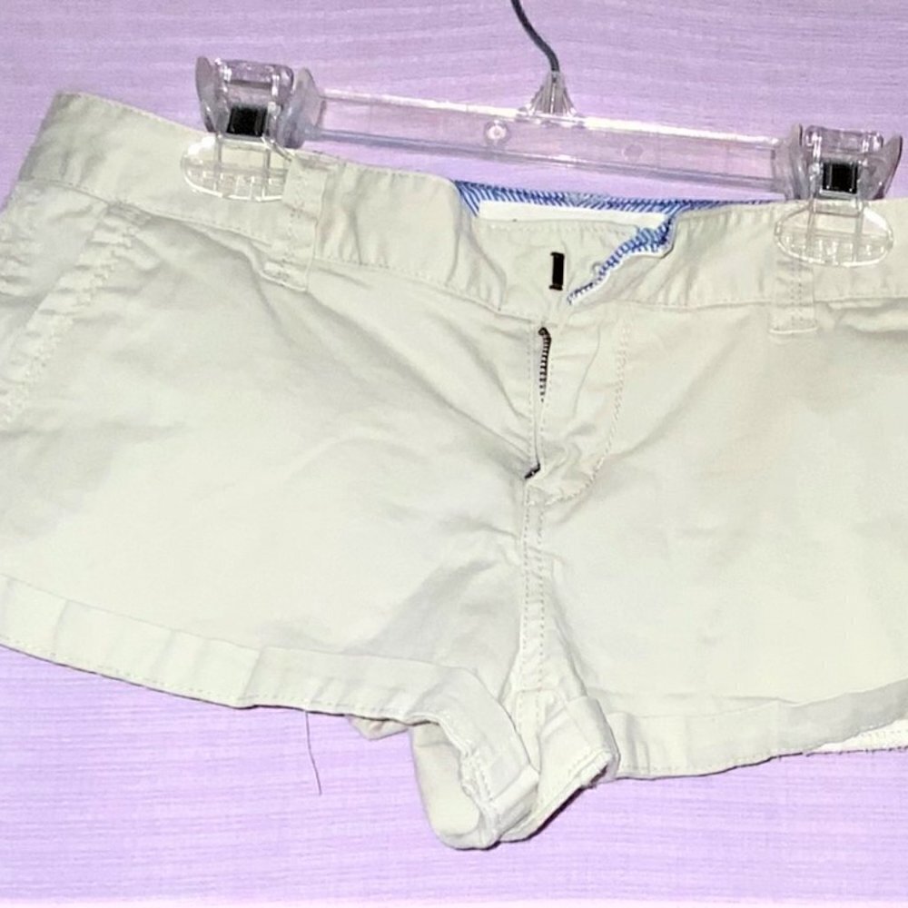 NWT Aeropostale Light Tan Short Twill Stretch Shorts Cuffed Hem Juniors …